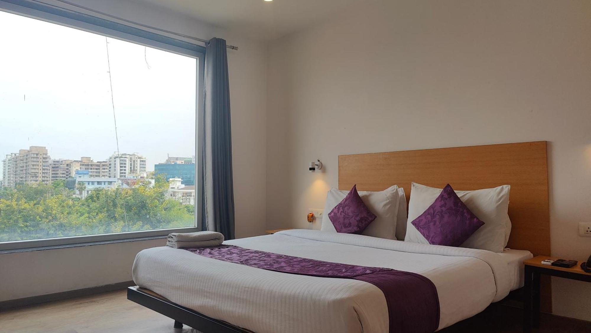 Orange Hotel Gurgaon Exterior photo