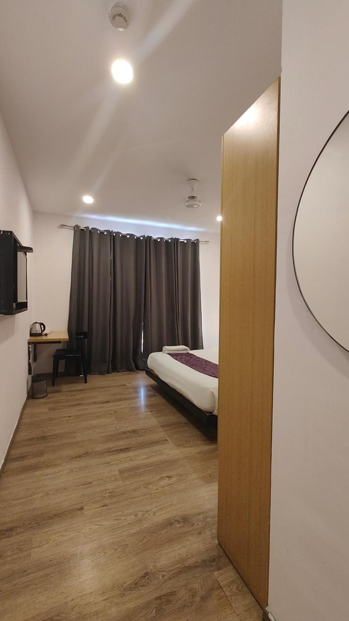 Orange Hotel Gurgaon Exterior photo